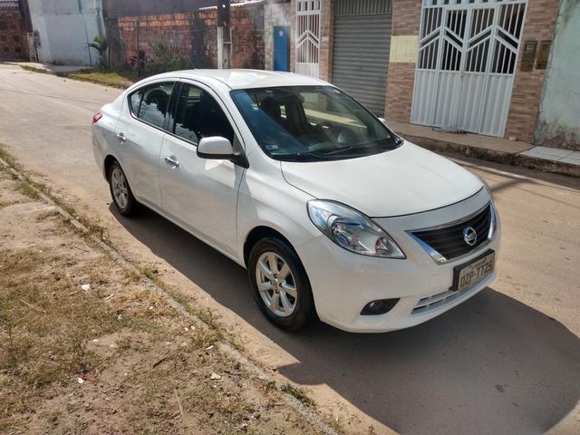 Nissan Versa 2014 1.6 completo - Foto 4