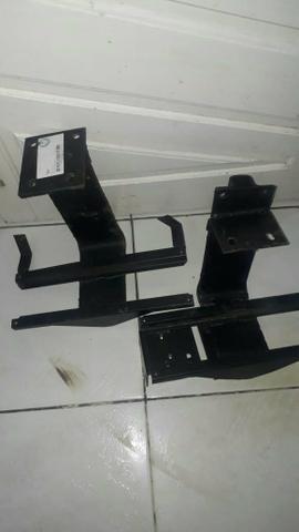 Suporte estribo Mb 1620 - Foto 4