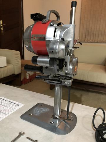 Máquina de Corte Tecido