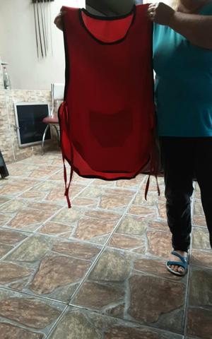 Vendo aventais $ 15