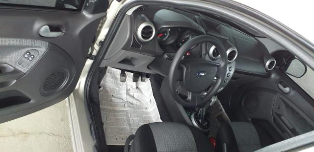 Fiesta Sedan - Foto 3