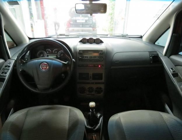 FIAT IDEA 2011/2012 1.8 MPI ADVENTURE 16V FLEX 4P MANUAL - Foto 6