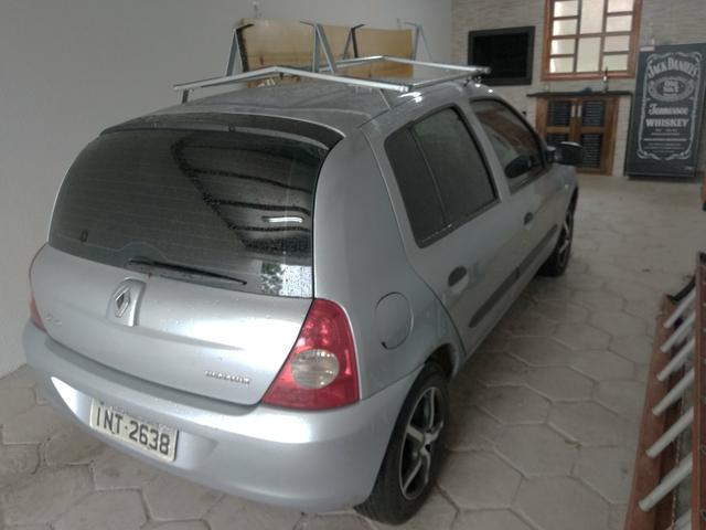 Clio 1.0 8V - Foto 10