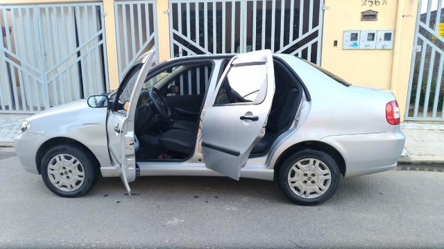 Vende-se ou troca ne carro 1.6 - Foto 4