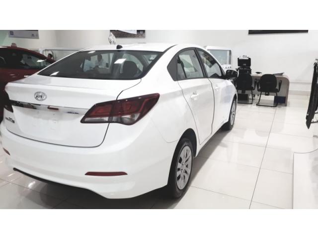 HYUNDAI HB20S 1.6 COMFORT PLUS 16V 2019 - Foto 4
