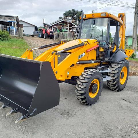 Retroescavadeira JCB 3C 2012 - Foto 2