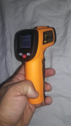 Pistola Para Medir Temperatura Com Laser De -50 A 550 ºc - Foto 4