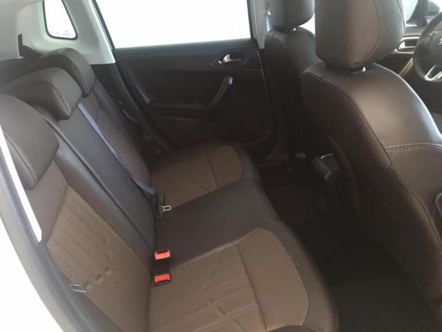 PEUGEOT 2008 GRIFFE AUT. - Foto 10