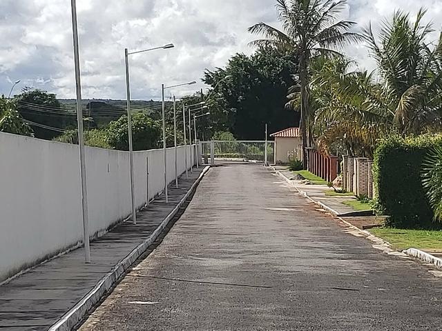 GRANDE TERRENO 3.300 m QD.18 PARK WAY