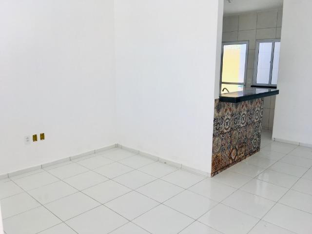 Linda casa com documentação gratis : 2 quartos , 2 banheiros , 2 vagas de garagem - Foto 5