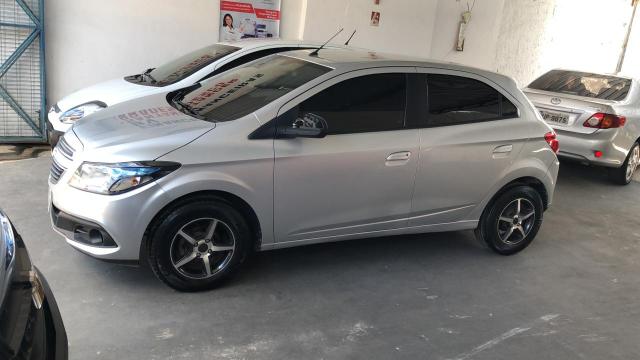 Onix 2013 LT 1.0 ipva 2020 pago - Foto 2