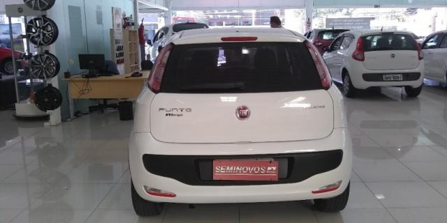 FIAT PUNTO ATTRACTIVE 1.4 8V EVO Branco 2014/2014 - Foto 10