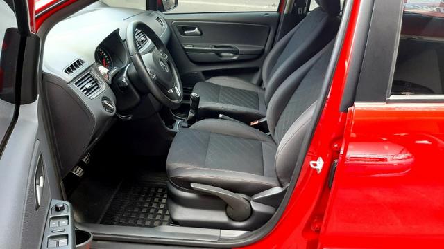 Vw fox GII highline motor 1.6 8v flex 4p vermelho 2014 raridade top - Foto 10