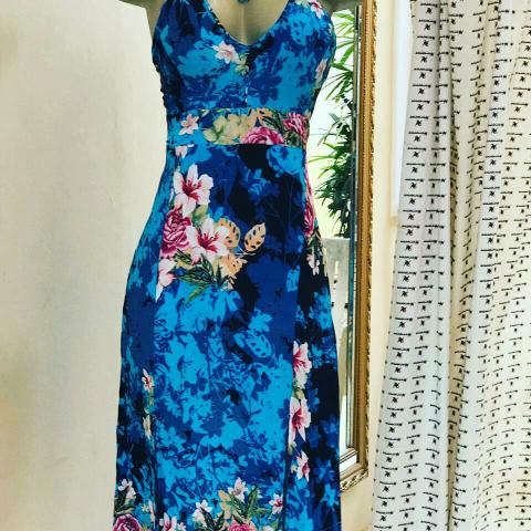 Desapegos da Mel :Vestidos e Bermuda - Foto 2