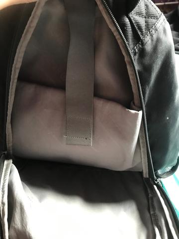 Mochila com espaço para notebook - Foto 3