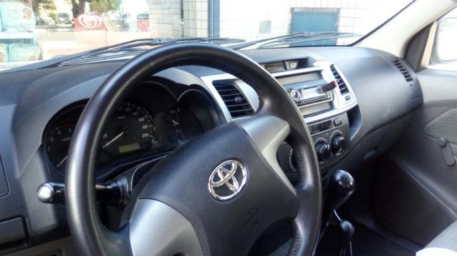 Toyota Hilux 4x4 turbo diesel 3.0 14/14 Manual,carro novo oportunidade!!! - Foto 7