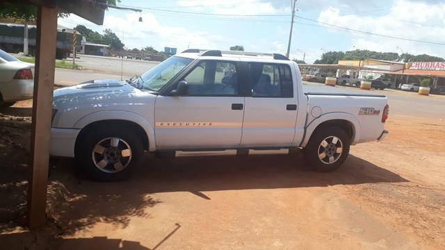 S10 diesel 4x4 executiva - Foto 2