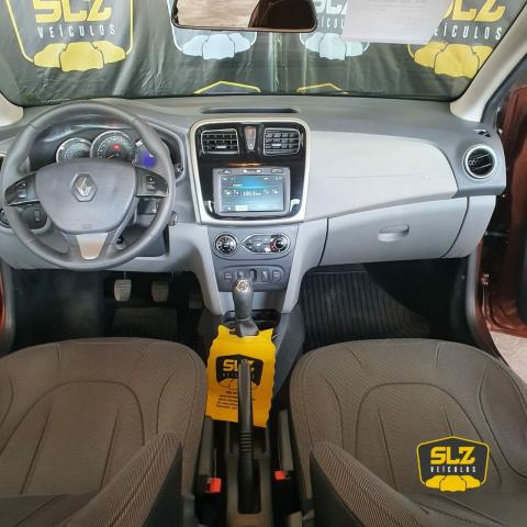 LOGAN 2014/2015 1.6 DYNAMIQUE 8V FLEX 4P MANUAL - Foto 6