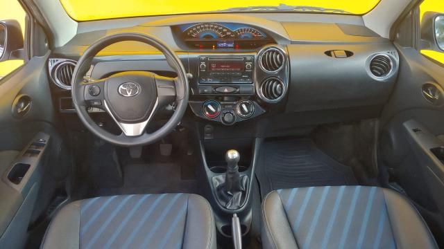ETIOS 2014/2015 1.5 XS SEDAN 16V FLEX 4P MANUAL - Foto 9