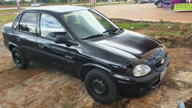 Corsa Classic 2004/2005 1.0 VHC com Direção hidráulica