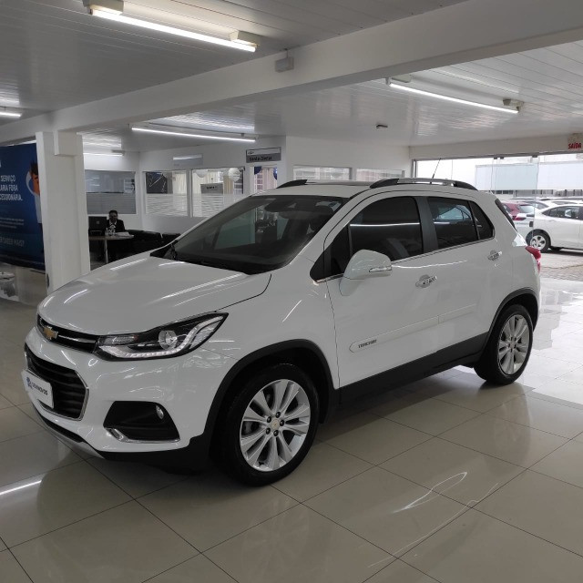 Tracker premier 2018 com baixíssima km. Top de linha - Foto 3