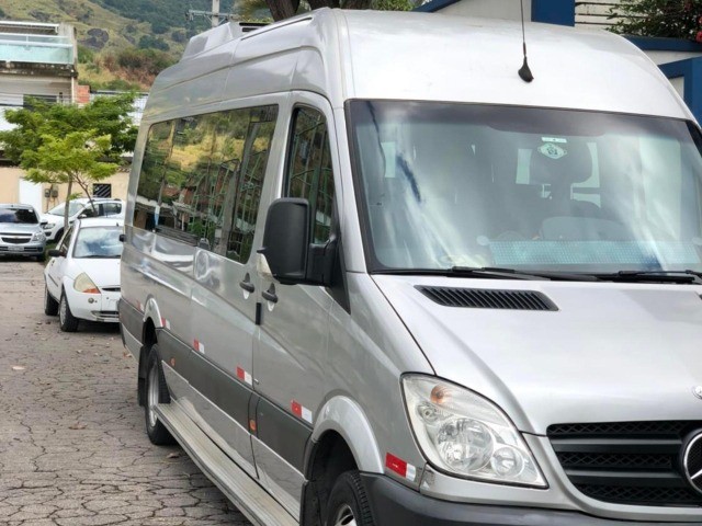 VAN SPRINTER 415 LUXO 2.2 2016. TETO ALTO