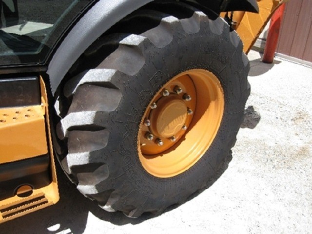 retro escavadeira case 580 n. - Foto 6