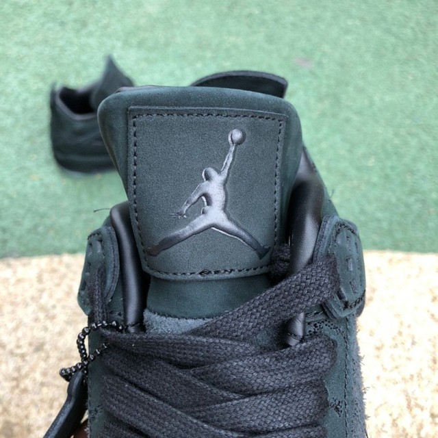 Air Jordan 4 retro X KAWS "Black" - Foto 3