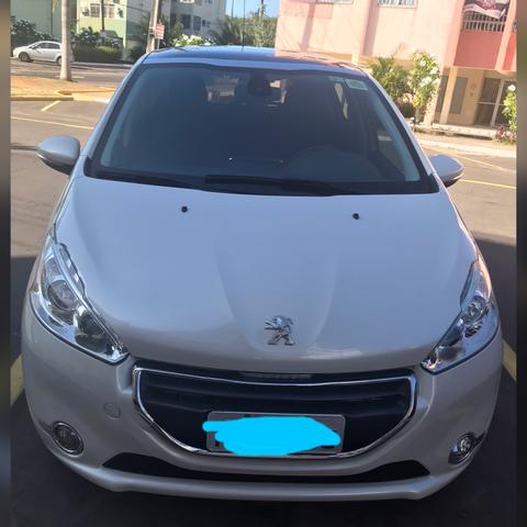 Peugeot 208 - Foto 3