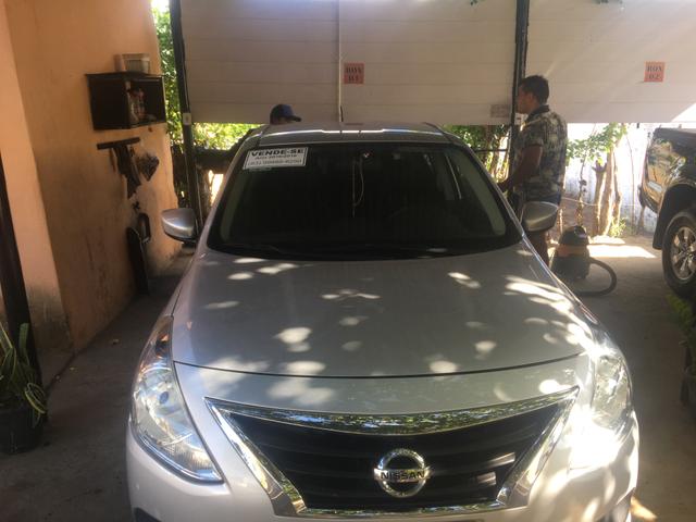 Nissan Versa - Foto 2
