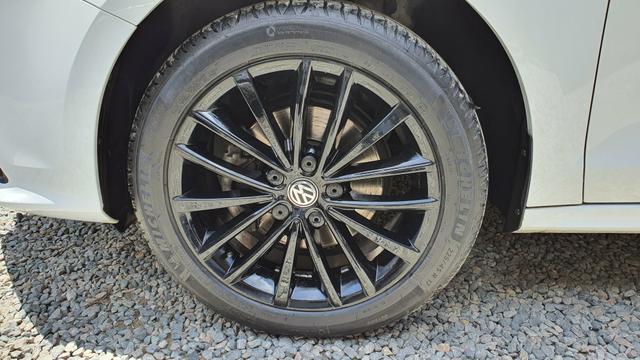 Roda r17 5x112 e Pneus Michelin NOVOS