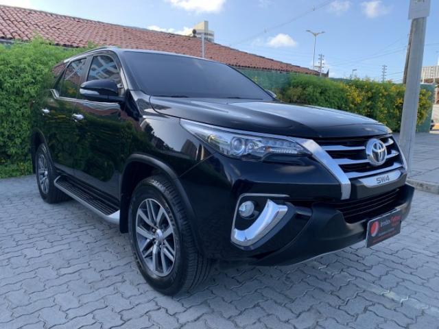 Toyota hilux sw4 2017 2.8 srx 4x4 7 lugares 16v turbo intercooler diesel 4p automÁtico - Foto 3
