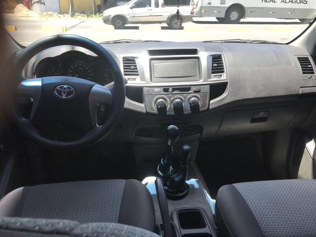Hilux 2015 4x4 vendo ou troco - Foto 4