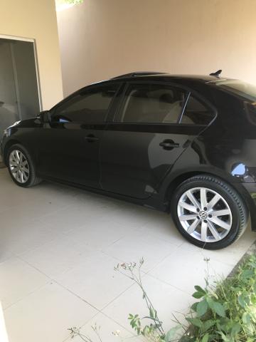 Jetta 2014/14 com teto + kit premium. Automático - Foto 4