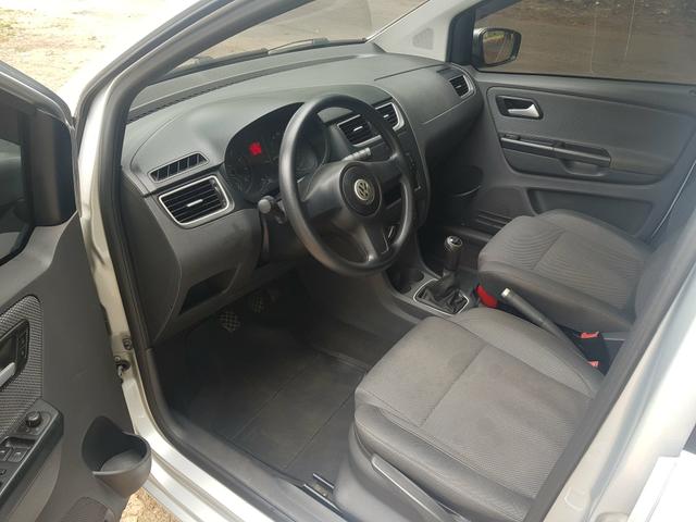 Vw-Volkswagen Fox 1.0 Trend - Foto 8