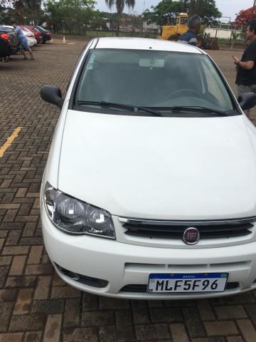 Palio 1.0 impecável