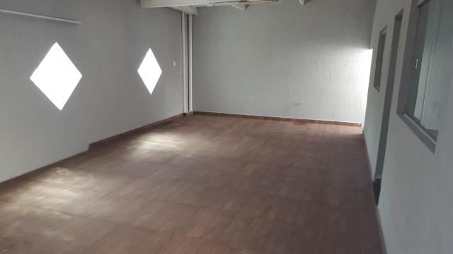 3 quartos no Setor Garavelo, 2 vagas cobertas, com Jardim, R$ 212.000,00
