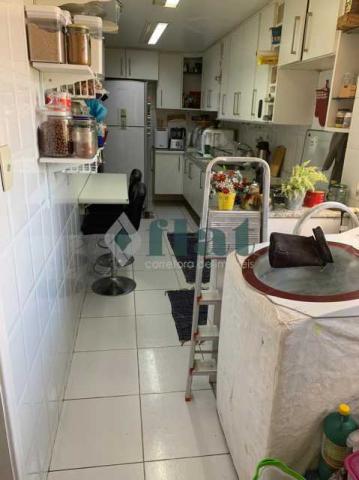 Apartamento à venda com 4 dormitórios cod:FLAP40033 - Foto 17