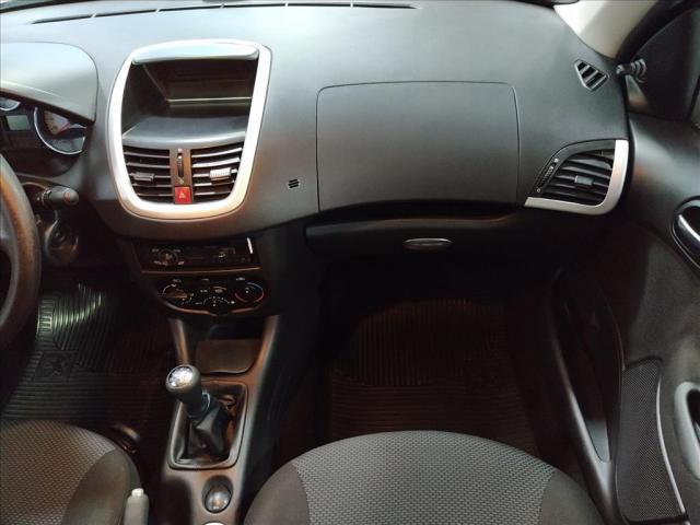 PEUGEOT 207 1.4 XR PASSION 8V FLEX 4P MANUAL - Foto 6
