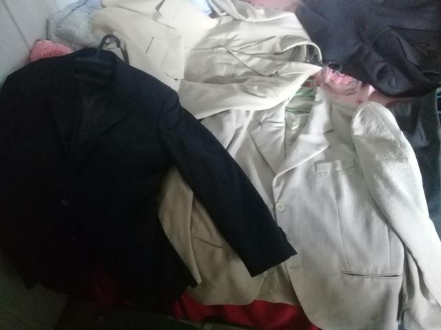 Vende se ternos - Foto 4