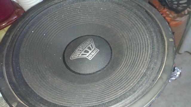 Vendo alto falante de 15 1200 whats 600 rms 8 ohms - Foto 3