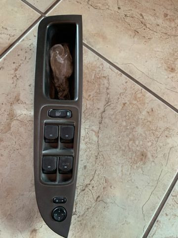 Comando controle vidro eletrico gm malibu original - Foto 2