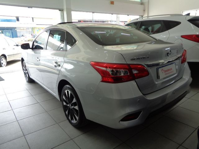 NISSAN SENTRA 2.0 SL CVT