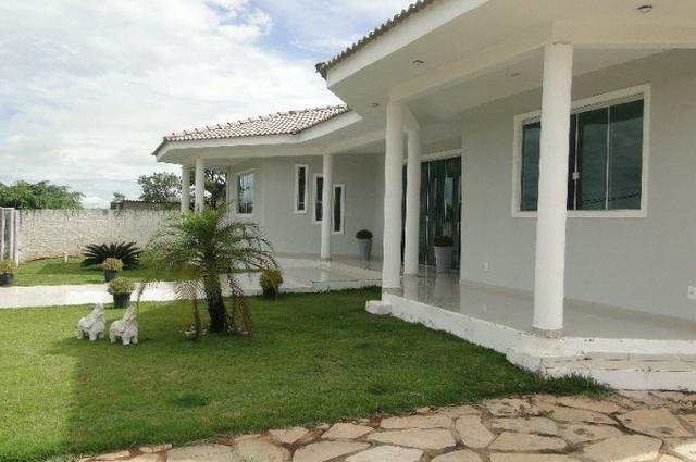 Samuel Pereira oferece: Magnífica casa térrea no Condomínio Mansões Entre Lagos com lazer - Foto 8