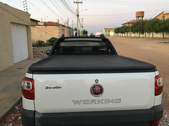 VENDO STRADA SIMPLES BÁSiCA 2016 1.4 direção mecânica - Foto 4