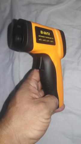 Pistola Para Medir Temperatura Com Laser De -50 A 550 ºc - Foto 3