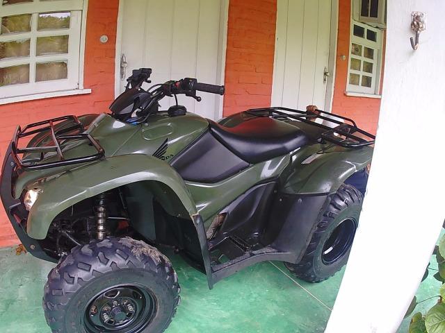 Quadriciclo Honda trx 420 cilindrada - Foto 3