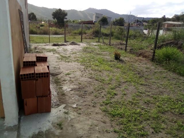 Casa quarto amplo sala cozinha americana banheiro área se serviço terreno - Foto 4