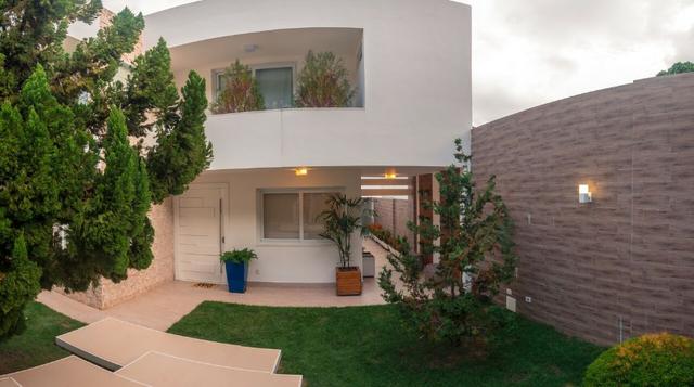 Pituba. Casa de Alto Padrão. Casa de Cinema. 350m de área construída 3 suítes - Foto 4