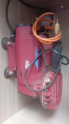 Vendo compressor 300.00